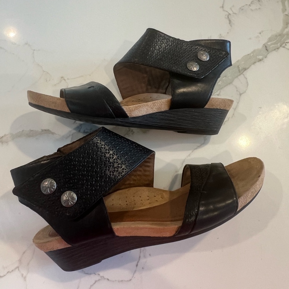 Rockport Sandals
